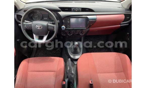 Ra Imported Toyota Hilux funfun Ọkọ̀ in Import - Dubai ni Ashanti Ra Imported Toyota Hilux funfun Ọkọ̀ in Import - Dubai ni Ashanti