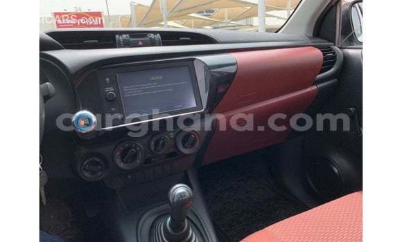 Ra Imported Toyota Hilux funfun Ọkọ̀ in Import - Dubai ni Ashanti Ra Imported Toyota Hilux funfun Ọkọ̀ in Import - Dubai ni Ashanti