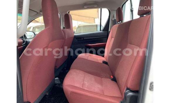 Ra Imported Toyota Hilux funfun Ọkọ̀ in Import - Dubai ni Ashanti Ra Imported Toyota Hilux funfun Ọkọ̀ in Import - Dubai ni Ashanti