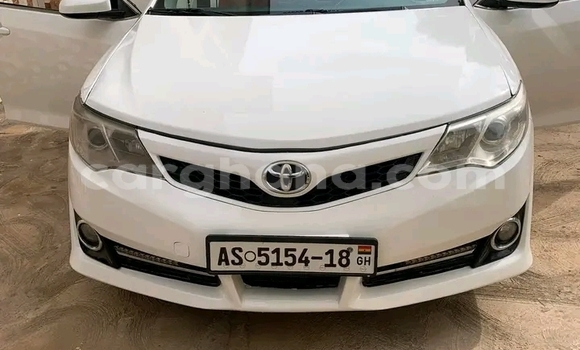 Buy Used Toyota Camry White Car in Accra in Greater Accra