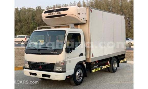 Ra Imported Mitsubishi i funfun Ọkọ̀ in Import - Dubai ni Ashanti Ra Imported Mitsubishi i funfun Ọkọ̀ in Import - Dubai ni Ashanti