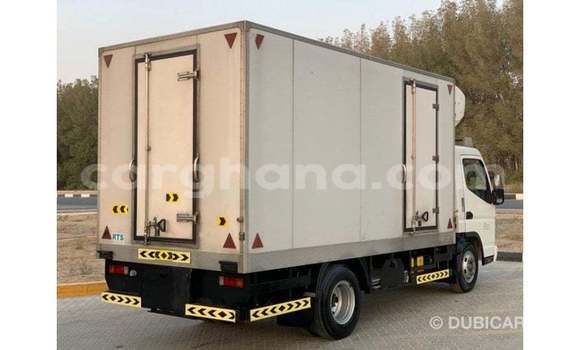 Ra Imported Mitsubishi i funfun Ọkọ̀ in Import - Dubai ni Ashanti Ra Imported Mitsubishi i funfun Ọkọ̀ in Import - Dubai ni Ashanti