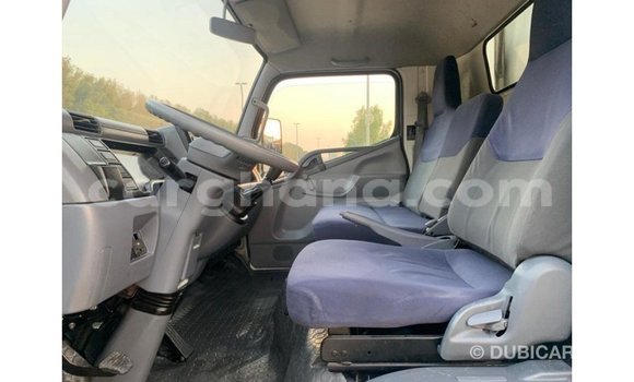 Ra Imported Mitsubishi i funfun Ọkọ̀ in Import - Dubai ni Ashanti Ra Imported Mitsubishi i funfun Ọkọ̀ in Import - Dubai ni Ashanti