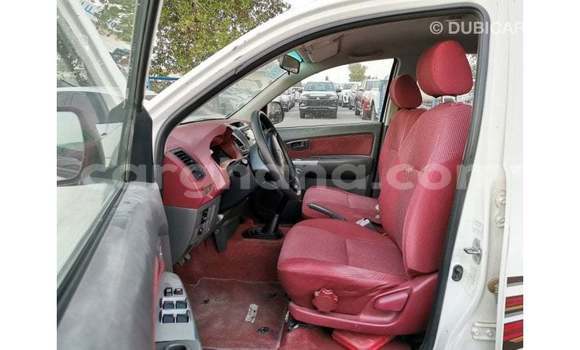 Sayi Imported Toyota Hilux White Mota in Import - Dubai a Ashanti Sayi Imported Toyota Hilux White Mota in Import - Dubai a Ashanti