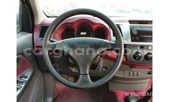 Sayi Imported Toyota Hilux White Mota in Import - Dubai a Ashanti Sayi Imported Toyota Hilux White Mota in Import - Dubai a Ashanti