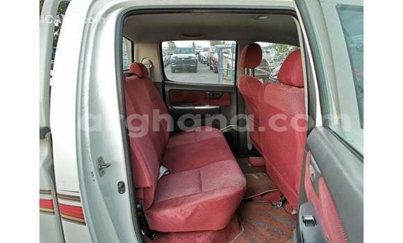 Sayi Imported Toyota Hilux White Mota in Import - Dubai a Ashanti Sayi Imported Toyota Hilux White Mota in Import - Dubai a Ashanti
