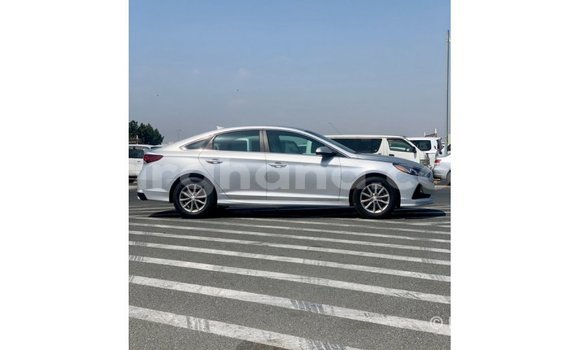 Buy Import Hyundai Sonata Other Car in Import - Dubai in Ashanti Buy Import Hyundai Sonata Other Car in Import - Dubai in Ashanti
