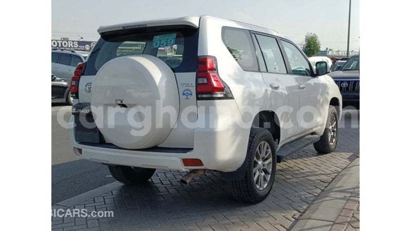 Big with watermark toyota prado ashanti import dubai 54618