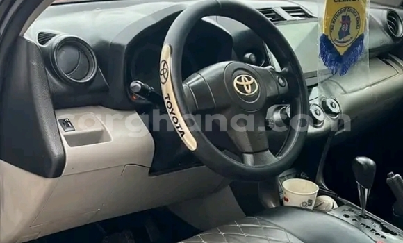 Ra Àlòkù Toyota RAV4 Miiran Ọkọ̀ in Accra ni Greater Accra Ra Àlòkù Toyota RAV4 Miiran Ọkọ̀ in Accra ni Greater Accra