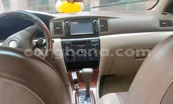 Ra Àlòkù Toyota Corolla funfun Ọkọ̀ in Suhum ni Oorun Ra Àlòkù Toyota Corolla funfun Ọkọ̀ in Suhum ni Oorun