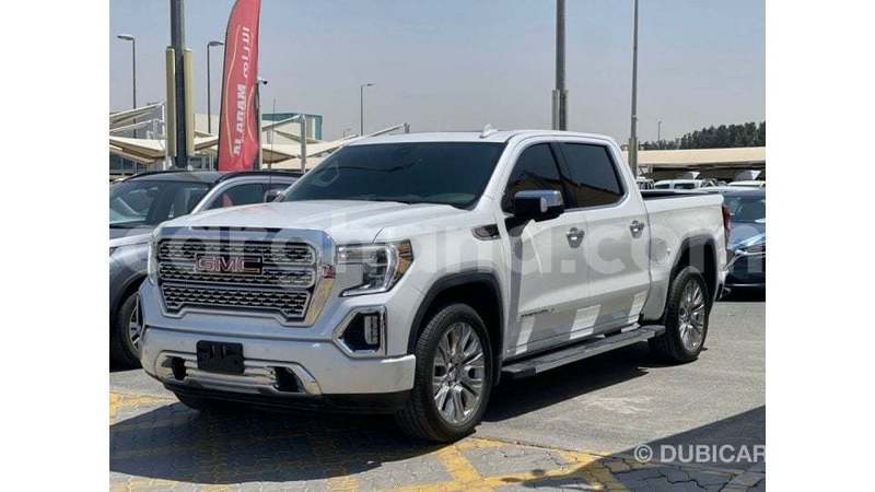 Big with watermark gmc sierra ashanti import dubai 54648