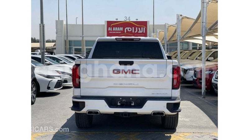 Big with watermark gmc sierra ashanti import dubai 54648