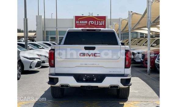 Buy Import GMC Sierra White Car in Import - Dubai in Ashanti Buy Import GMC Sierra White Car in Import - Dubai in Ashanti