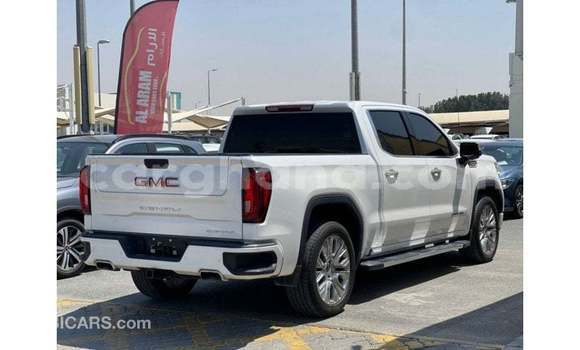 Buy Import GMC Sierra White Car in Import - Dubai in Ashanti Buy Import GMC Sierra White Car in Import - Dubai in Ashanti