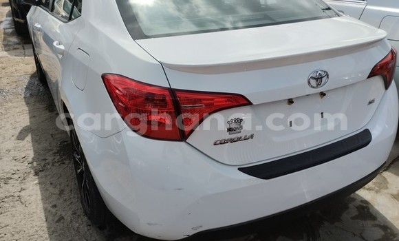 Buy Used Toyota Corolla White Car in Sekondi–Takoradi Metropolitan in Western Buy Used Toyota Corolla White Car in Sekondi–Takoradi Metropolitan in Western