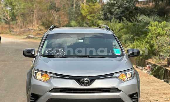 Buy Used Toyota RAV4 Beige Car in Sekondi–Takoradi Metropolitan in Western Buy Used Toyota RAV4 Beige Car in Sekondi–Takoradi Metropolitan in Western