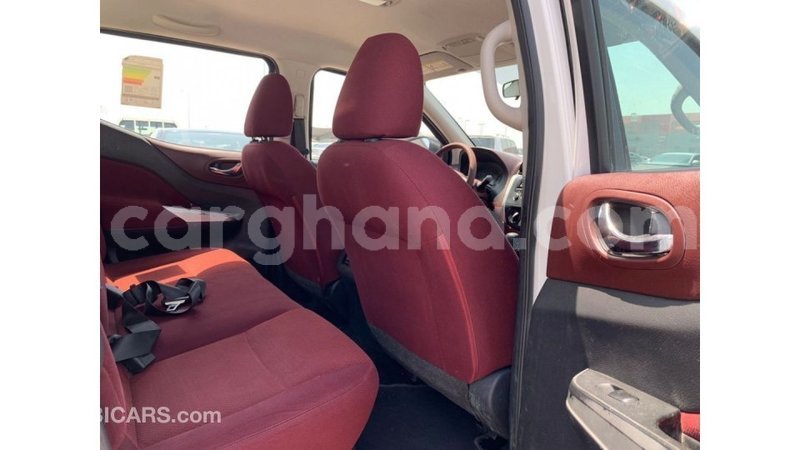 Big with watermark nissan navara ashanti import dubai 54680