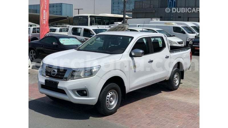 Big with watermark nissan navara ashanti import dubai 54681