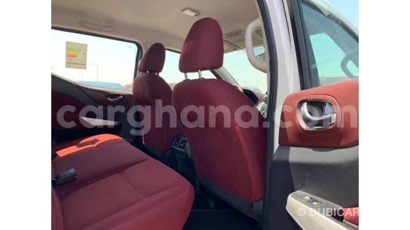 Big with watermark nissan navara ashanti import dubai 54681