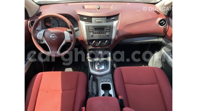 Big with watermark nissan navara ashanti import dubai 54681