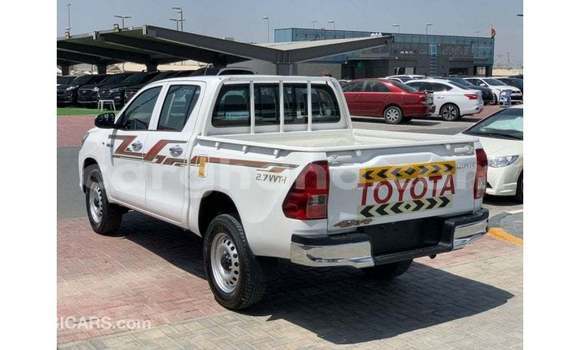 Buy Import Toyota Hilux White Car in Import - Dubai in Ashanti Buy Import Toyota Hilux White Car in Import - Dubai in Ashanti