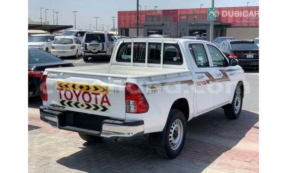 Buy Import Toyota Hilux White Car in Import - Dubai in Ashanti Buy Import Toyota Hilux White Car in Import - Dubai in Ashanti