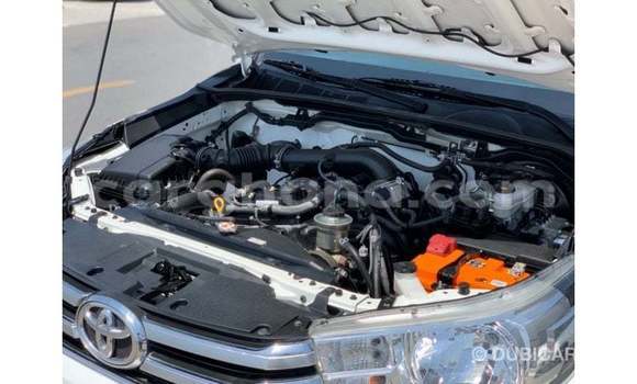 Buy Import Toyota Hilux White Car in Import - Dubai in Ashanti Buy Import Toyota Hilux White Car in Import - Dubai in Ashanti