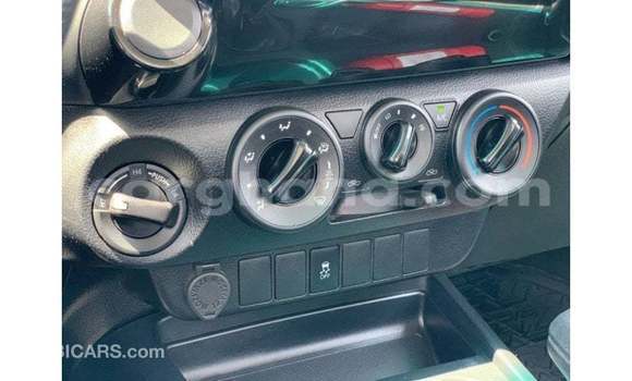 Buy Import Toyota Hilux White Car in Import - Dubai in Ashanti Buy Import Toyota Hilux White Car in Import - Dubai in Ashanti