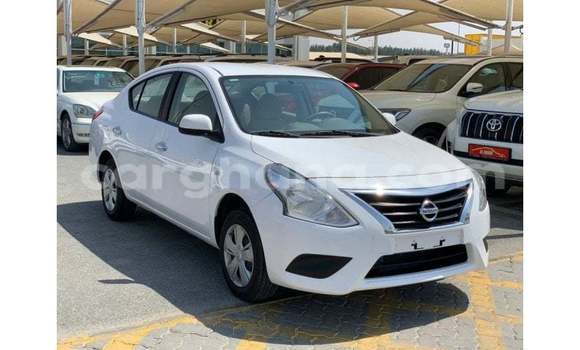 Ra Imported Nissan Sunny funfun Ọkọ̀ in Import - Dubai ni Ashanti Ra Imported Nissan Sunny funfun Ọkọ̀ in Import - Dubai ni Ashanti