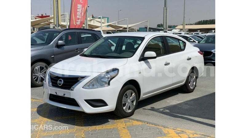 Big with watermark nissan sunny ashanti import dubai 54684