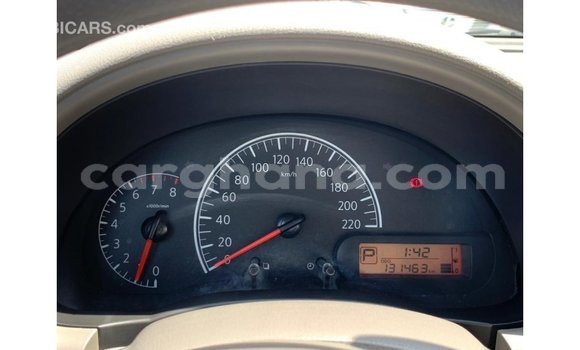 Ra Imported Nissan Sunny funfun Ọkọ̀ in Import - Dubai ni Ashanti Ra Imported Nissan Sunny funfun Ọkọ̀ in Import - Dubai ni Ashanti