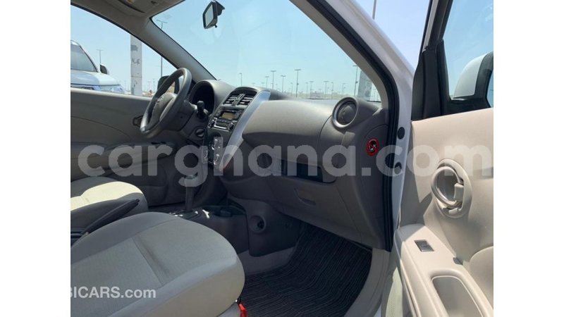 Big with watermark nissan sunny ashanti import dubai 54684