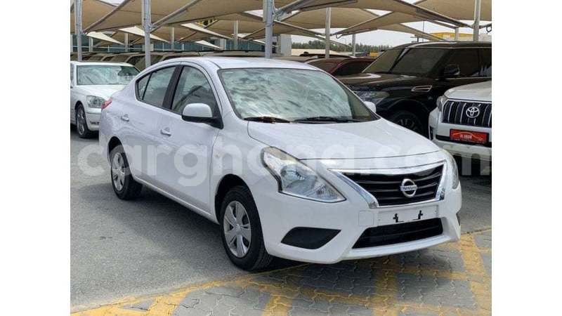 Big with watermark nissan sunny ashanti import dubai 54689