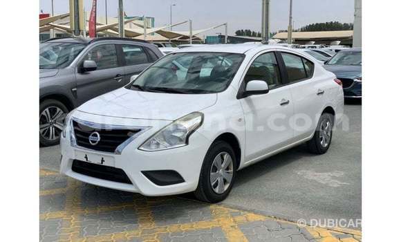 Ra Imported Nissan Sunny funfun Ọkọ̀ in Import - Dubai ni Ashanti Ra Imported Nissan Sunny funfun Ọkọ̀ in Import - Dubai ni Ashanti
