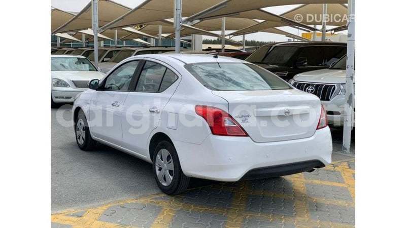 Big with watermark nissan sunny ashanti import dubai 54689