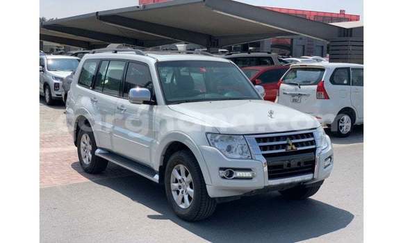 Ra Imported Mitsubishi Pajero funfun Ọkọ̀ in Import - Dubai ni Ashanti Ra Imported Mitsubishi Pajero funfun Ọkọ̀ in Import - Dubai ni Ashanti