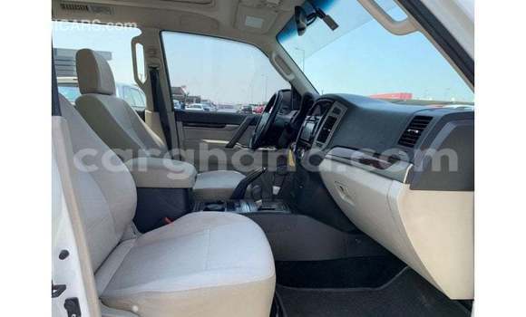 Ra Imported Mitsubishi Pajero funfun Ọkọ̀ in Import - Dubai ni Ashanti Ra Imported Mitsubishi Pajero funfun Ọkọ̀ in Import - Dubai ni Ashanti