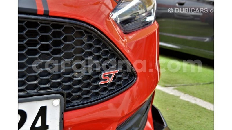 Big with watermark ford focus ashanti import dubai 54707