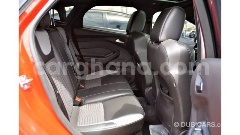 Big with watermark ford focus ashanti import dubai 54707