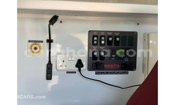 Ra Imported Chevrolet Express funfun Ọkọ̀ in Import - Dubai ni Ashanti Ra Imported Chevrolet Express funfun Ọkọ̀ in Import - Dubai ni Ashanti