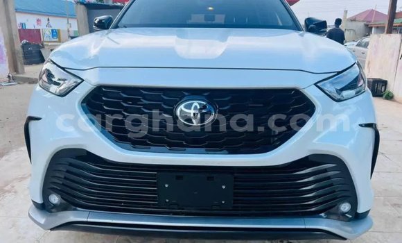 Buy Used Toyota Highlander White Car in Accra in Greater Accra