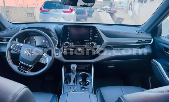 Sayi Na hannu Toyota Highlander White Mota in Accra a Greater Accra Sayi Na hannu Toyota Highlander White Mota in Accra a Greater Accra