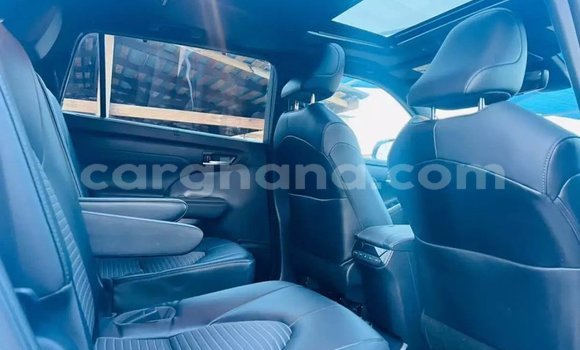 Sayi Na hannu Toyota Highlander White Mota in Accra a Greater Accra Sayi Na hannu Toyota Highlander White Mota in Accra a Greater Accra