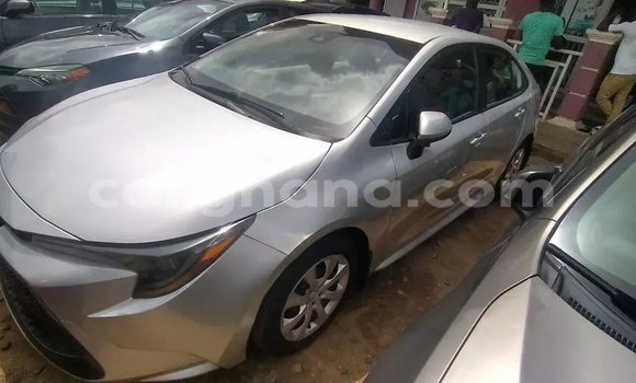 Ra Àlòkù Toyota Corolla Silver Ọkọ̀ in Accra ni Greater Accra Ra Àlòkù Toyota Corolla Silver Ọkọ̀ in Accra ni Greater Accra