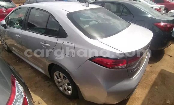 Ra Àlòkù Toyota Corolla Silver Ọkọ̀ in Accra ni Greater Accra Ra Àlòkù Toyota Corolla Silver Ọkọ̀ in Accra ni Greater Accra