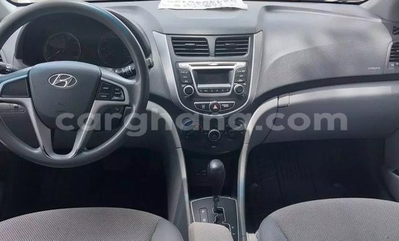 Ra Àlòkù Hyundai Accent Black Ọkọ̀ in Accra ni Greater Accra Ra Àlòkù Hyundai Accent Black Ọkọ̀ in Accra ni Greater Accra