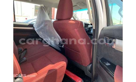 Buy Import Toyota Hilux White Car in Import - Dubai in Ashanti Buy Import Toyota Hilux White Car in Import - Dubai in Ashanti