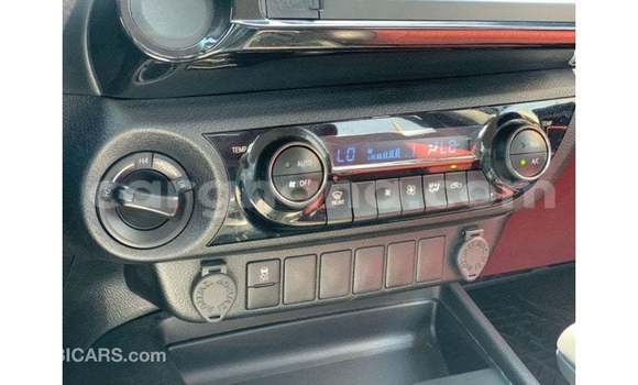 Buy Import Toyota Hilux White Car in Import - Dubai in Ashanti Buy Import Toyota Hilux White Car in Import - Dubai in Ashanti