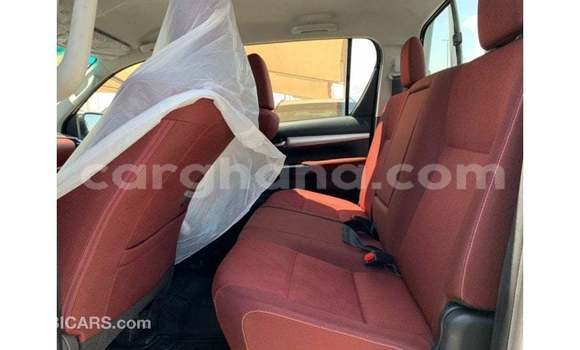Buy Import Toyota Hilux White Car in Import - Dubai in Ashanti Buy Import Toyota Hilux White Car in Import - Dubai in Ashanti