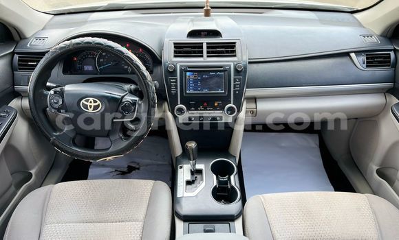 Ra Àlòkù Toyota Camry Silver Ọkọ̀ in Sekondi–Takoradi Metropolitan ni Oorun Ra Àlòkù Toyota Camry Silver Ọkọ̀ in Sekondi–Takoradi Metropolitan ni Oorun